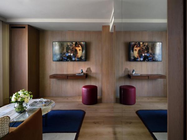 The Hari London : photo 4 de la chambre suite lit king-size