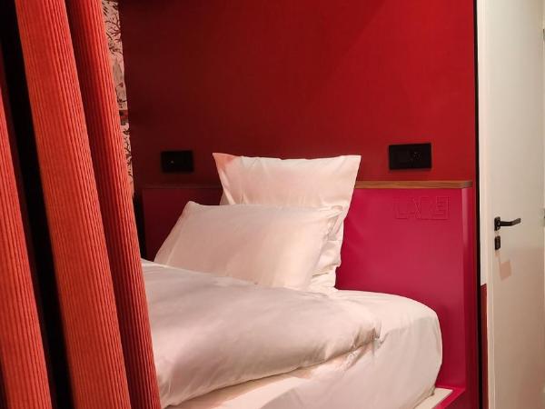 LABE Hôtel Tours Centre Gare : photo 6 de la chambre petite chambre simple