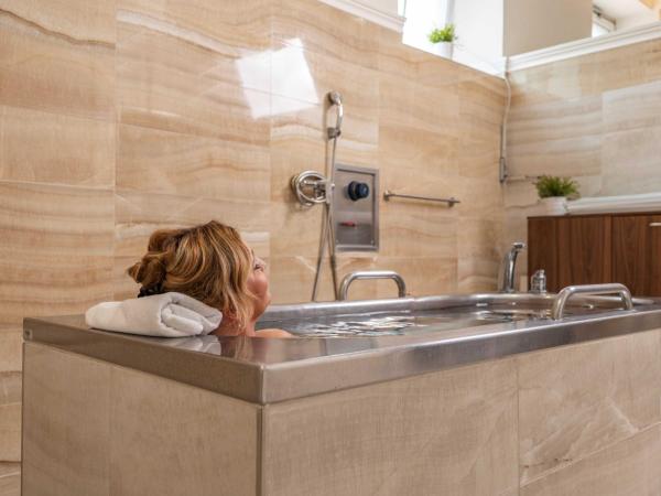 Hotel Astoria : photo 2 de la chambre special offer - comfort double or twin room with senior 55+ package