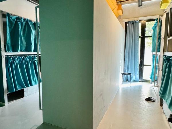 Iconic Athens Hostel : photo 2 de la chambre 12-bed in mixed dormitory room