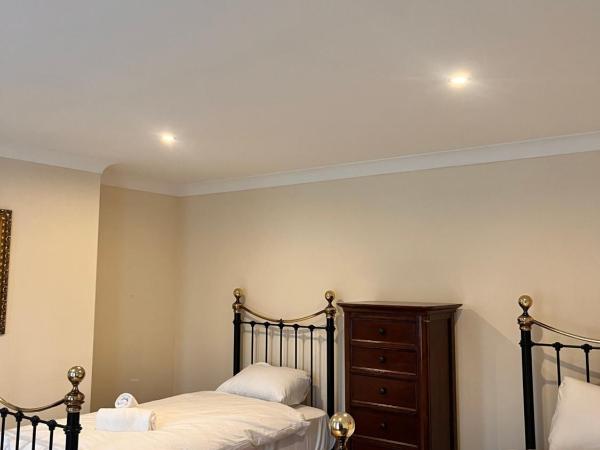 Sheil Suites : photo 9 de la chambre chambre lits jumeaux