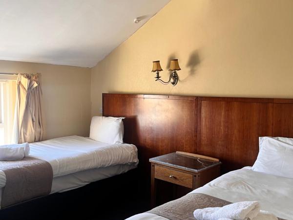 Beech Mount Hotel - Free Parking : photo 2 de la chambre chambre lits jumeaux