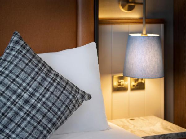 Leonardo Royal Hotel Edinburgh : photo 4 de la chambre chambre double - accessible aux personnes à mobilité réduite