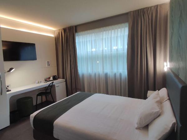 Best Western Hotel Green City : photo 4 de la chambre standard double room with roll-in shower - disability access