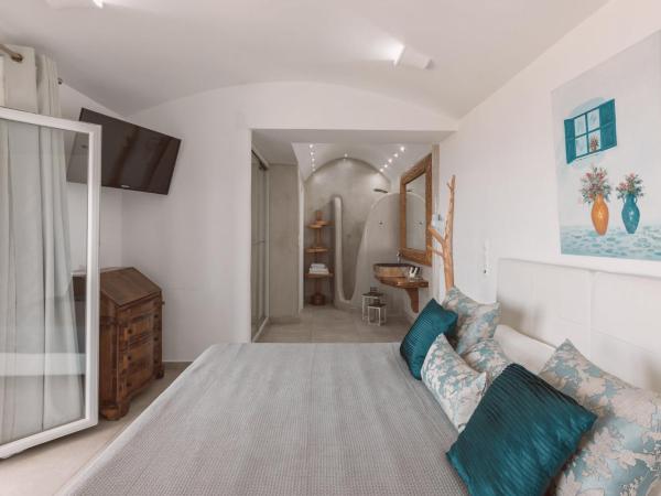 Villa Konstantin : photo 2 de la chambre suite supérieure avec bain à remous extérieur - vue panoramique sur mer