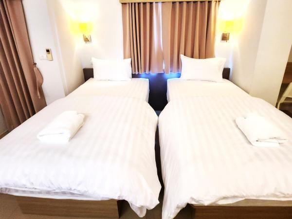 Prom Ratchada Hotel - SHA Plus : photo 3 de la chambre chambre lits jumeaux standard