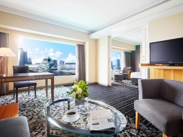 Hotel New Otani Osaka : photo 2 de la chambre suite junior supérieure non-fumeur - vue sur château