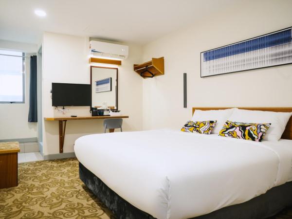 The Concept Hotel KL- TBS : photo 5 de la chambre chambre lit king-size deluxe