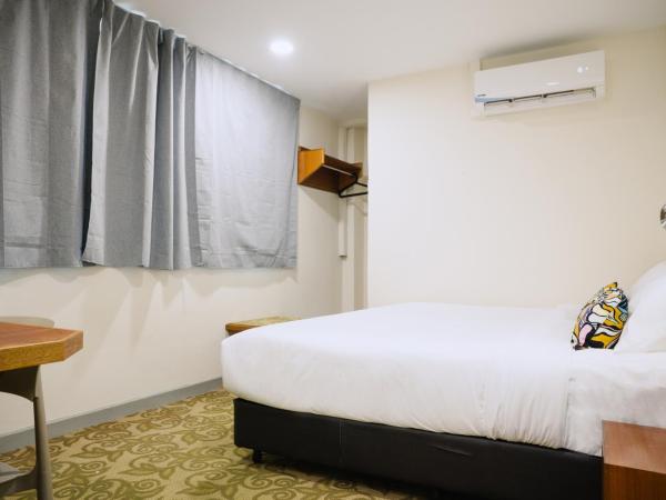 The Concept Hotel KL- TBS : photo 3 de la chambre chambre lit king-size standard