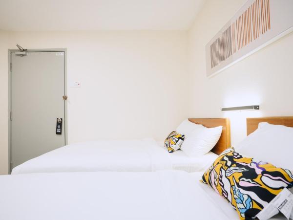 The Concept Hotel KL- TBS : photo 2 de la chambre chambre triple avec vue