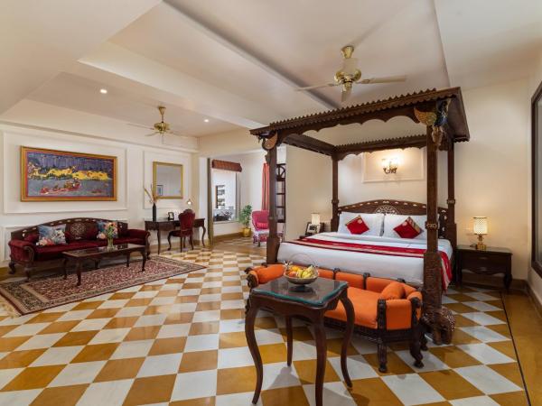 Brahma Niwas - Best Lake View Hotel in Udaipur : photo 1 de la chambre suite lit king-size