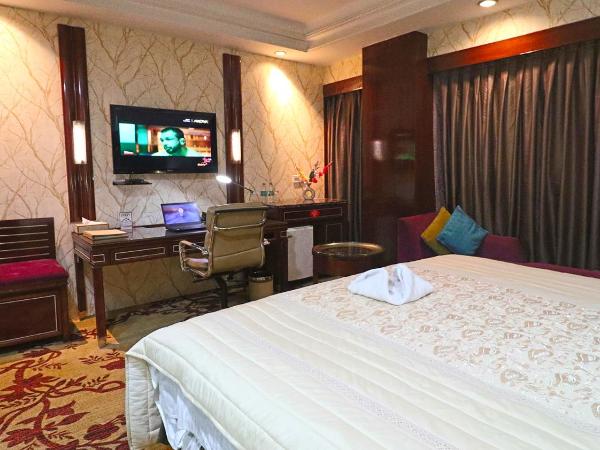 SkyCity Hotel Gurgaon : photo 6 de la chambre executive double or twin room with 15 min head or foot massage ,2hrs conference meeting room , free night club !(subject to availability)