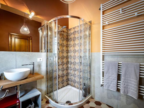 Sabry Home Florence Guest House Affittacamere : photo 10 de la chambre chambre double avec salle de bains privative