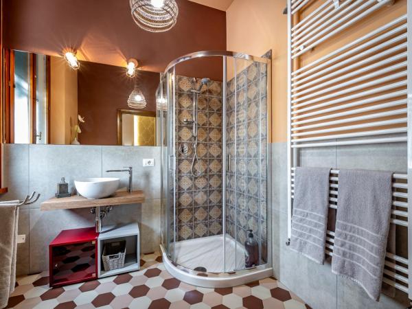 Sabry Home Florence Guest House Affittacamere : photo 9 de la chambre chambre double avec salle de bains privative