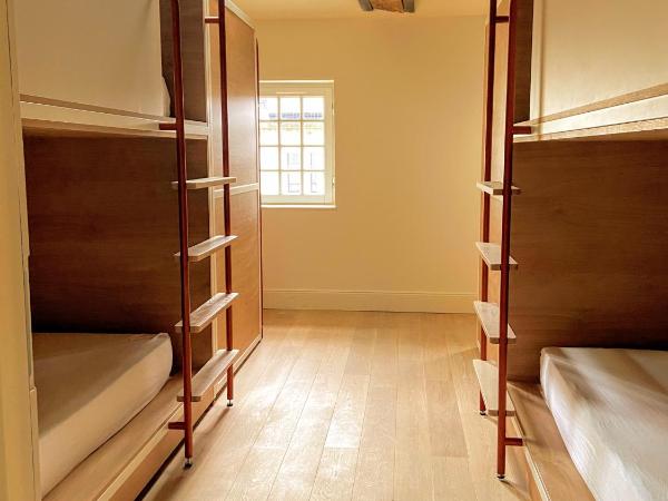 CENTRAL LA ROCHELLE : photo 1 de la chambre 12 lits dans dortoir mixte