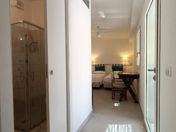 Lido Di Alghero Rooms on the Beach : photo 4 de la chambre chambre familiale - vue sur mer