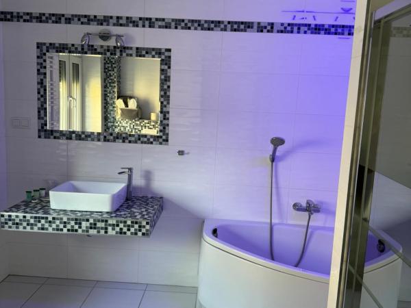 Willa Euforia : photo 3 de la chambre chambre double deluxe avec baignoire