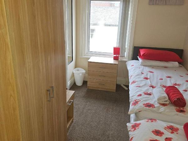 Bayswater House : photo 9 de la chambre chambre lits jumeaux avec douche 