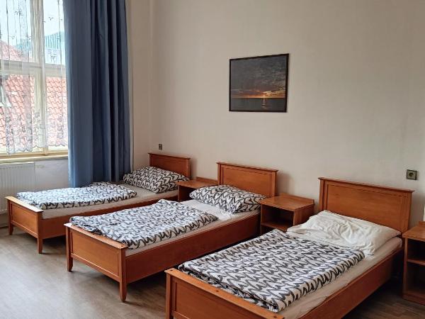 A Plus Hostel - Centrum : photo 2 de la chambre lit dans dortoir mixte de 5 lits