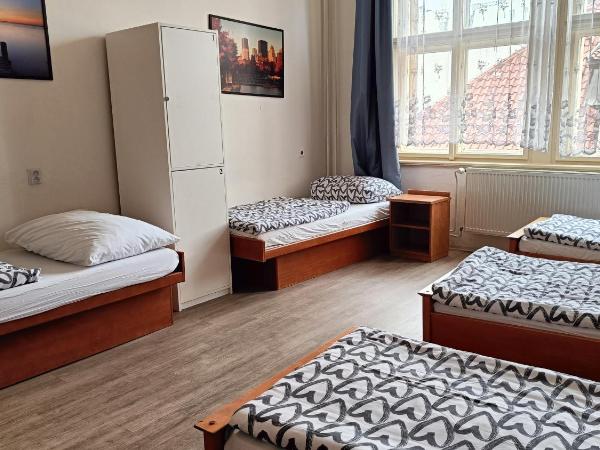A Plus Hostel - Centrum : photo 1 de la chambre lit dans dortoir mixte de 5 lits