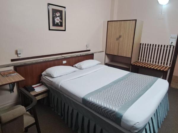 Hotel Swaroop : photo 4 de la chambre chambre double ou lits jumeaux standard