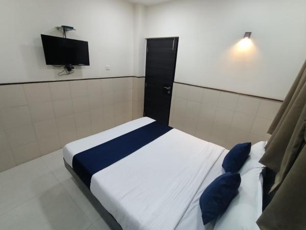 Hotel Triton - Near US Embassy : photo 7 de la chambre chambre double deluxe