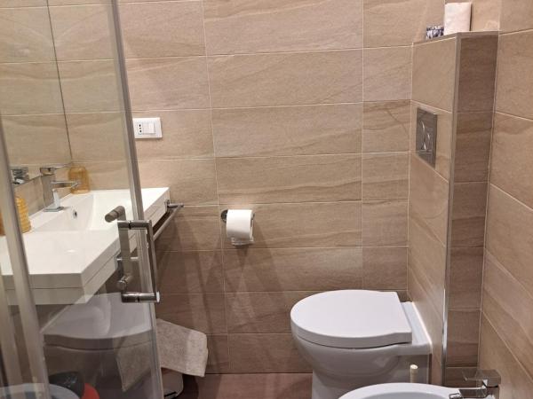 Loca : photo 10 de la chambre chambre double ou lits jumeaux supérieure avec vue sur ville