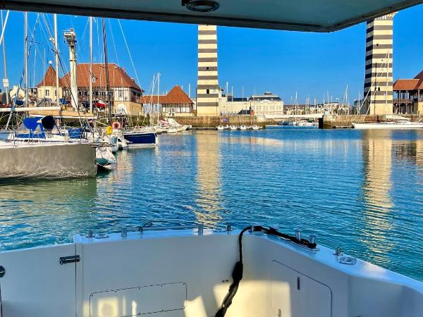 YACHT DEAUVILLE : photo 10 de la chambre mobile home