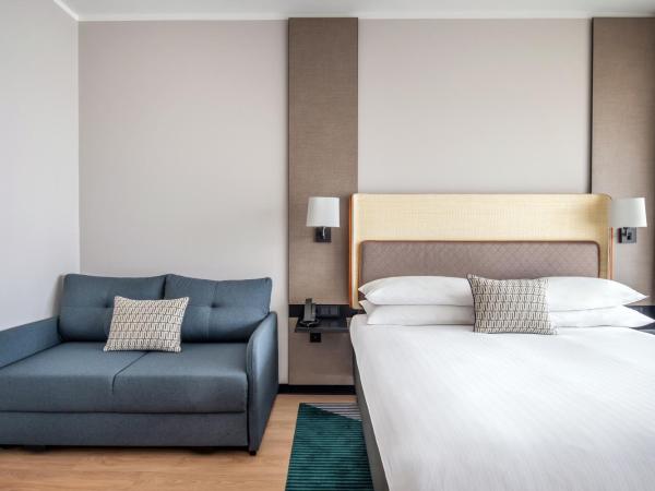 Sopot Marriott Resort & Spa : photo 1 de la chambre chambre familiale lit king-size avec canapé-lit et balcon