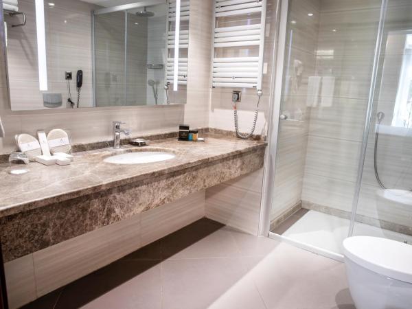 Grand Aras Hotel & Suites : photo 4 de la chambre suite 1 chambre