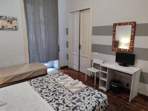 Albergo Locanda Alambra : photo 9 de la chambre chambre double avec lit d'appoint