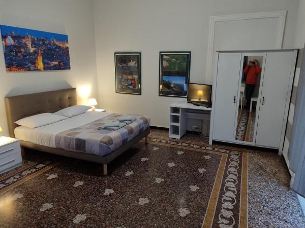 Albergo Locanda Alambra : photo 2 de la chambre chambre double avec salle de bains privative extérieure