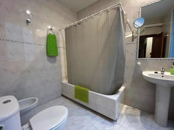 Habitaciones Figueroa : photo 1 de la chambre chambre lits jumeaux