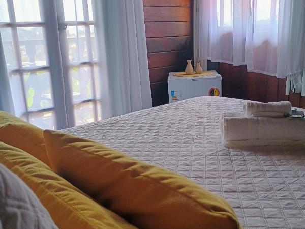 Namorada Brava Guest House : photo 2 de la chambre chambre double supérieure