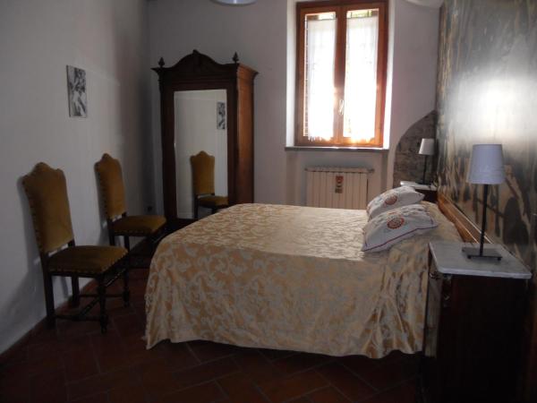 Agriturismo Le Macine : photo 2 de la chambre appartement 1 chambre (2 adultes + 2 enfants)