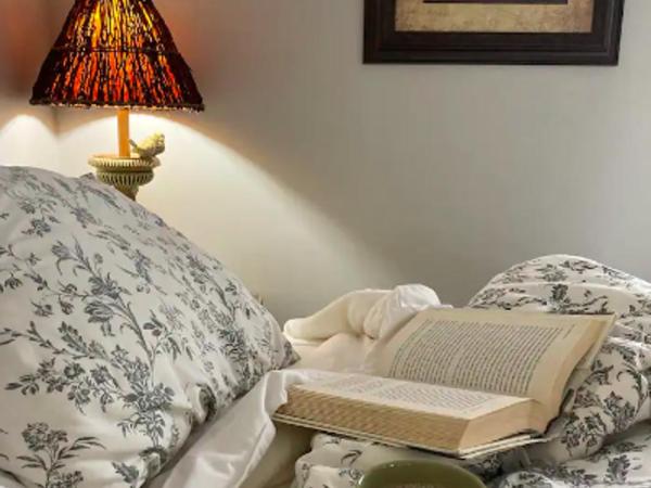 Truly Central Private Guest House : photo 2 de la chambre chambre lit queen-size deluxe