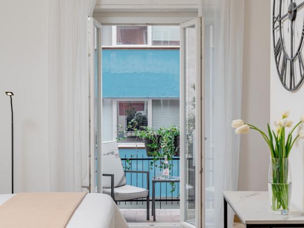 Residenze Asproni Serviced Apartments : photo 2 de la chambre studio avec balcon 