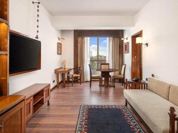 Varnabas Museum Hotel : photo 3 de la chambre platinum suite with jacuzzi