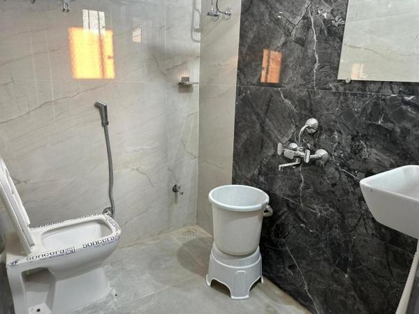 Hotel Ningbo Udaipur : photo 2 de la chambre chambre double standard