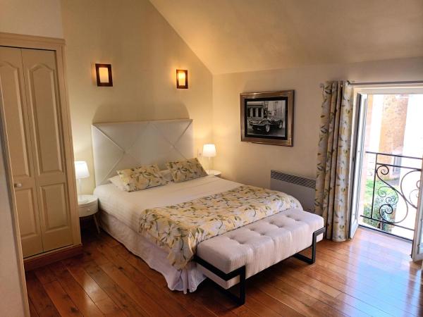 La Villa des Consuls - Gîte de tourisme de charme : photo 3 de la chambre grande chambre double (1er Étage)