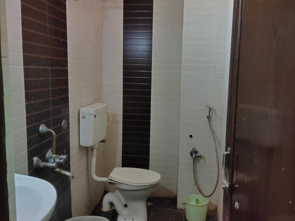 Suprahbat Hotel : photo 10 de la chambre chambre simple Économique