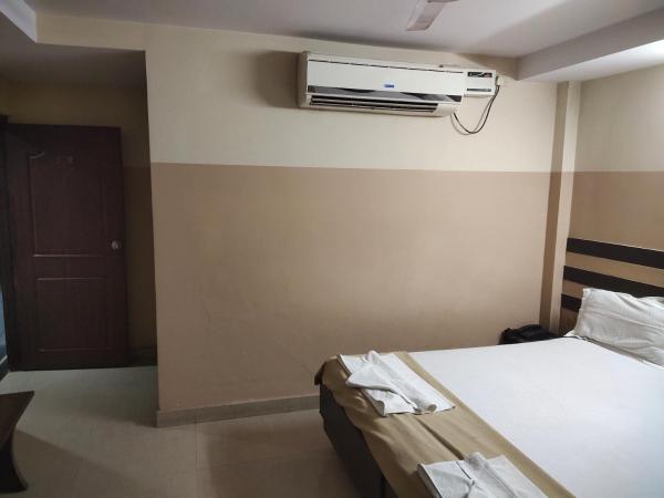 Suprahbat Hotel : photo 5 de la chambre chambre simple deluxe