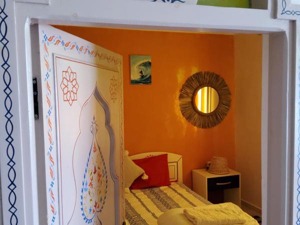 Surf & Salsa Guest House : photo 3 de la chambre chambre lits jumeaux Économique