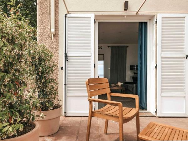 Surplage Hotel Cavalière : photo 4 de la chambre hébergement deluxe avec terrasse - vue sur plage