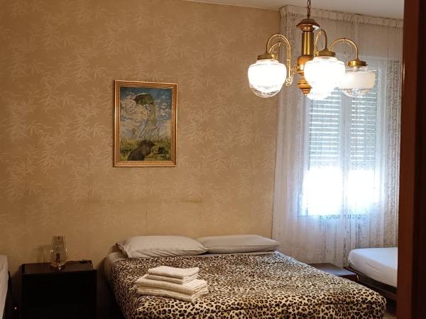 Affittacamere Pratello 97 : photo 2 de la chambre chambre triple confort