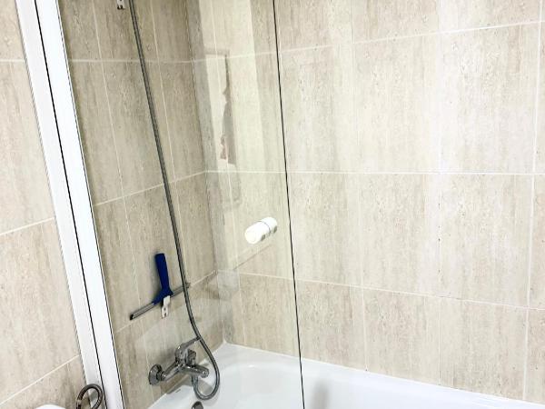 Alojamiento Bruckner : photo 3 de la chambre chambre double avec salle de bains privative