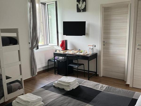 L'Angolo degli Etruschi : photo 8 de la chambre chambre quadruple confort