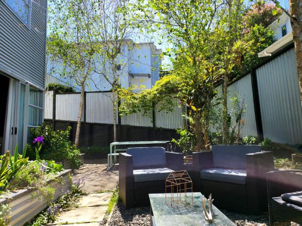 Inner City Sunny Bedroom : photo 4 de la chambre chambre simple - vue sur jardin
