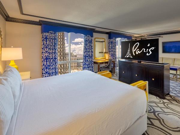 Paris Las Vegas Hotel & Casino : photo 1 de la chambre suite lit king-size bordeaux giverny
