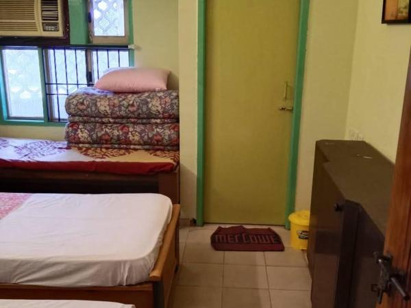 WISHTREE CORPORATE MENS DORMITORY FOR TECHIES AND Trainees : photo 1 de la chambre chambre triple avec salle de bains